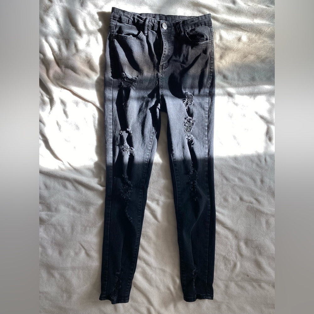 ripped skinny jeans